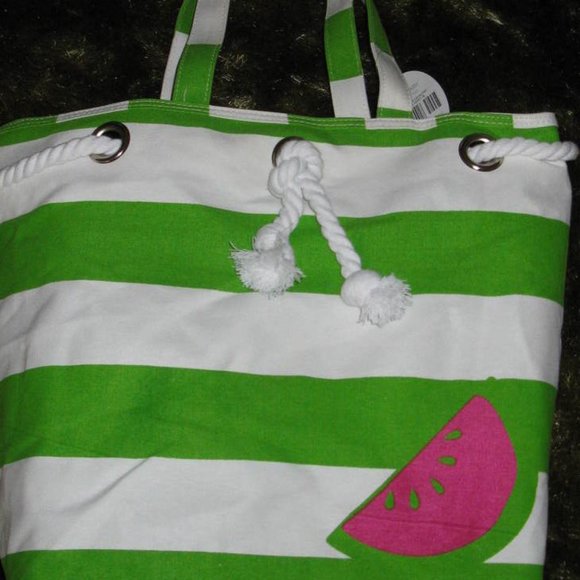 Tote Lime Green and White 16L x 16W 6D New - Picture 1 of 4